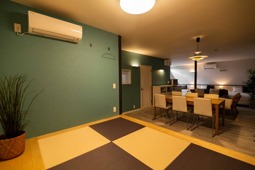 完成した建築のインテリア写真005