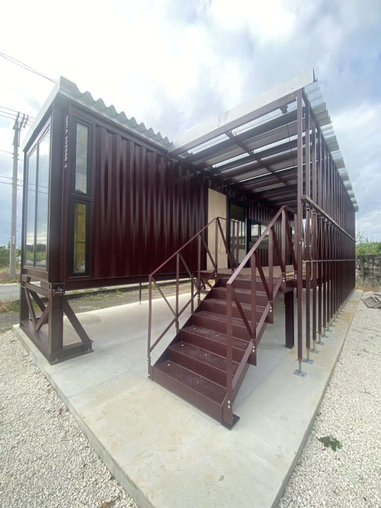 IMG_1504 | コンテナハウスのことなら_現代コンテナ建築研究所 コンテナハウス プライバシー 配置計画 施工途中