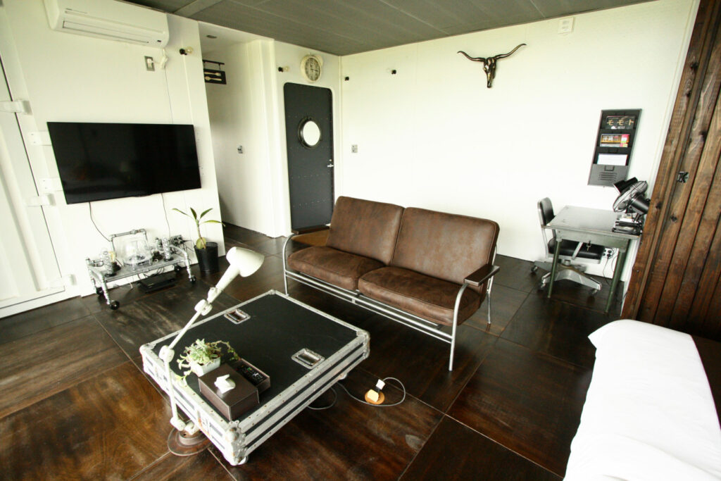 7e73496ee02adc608706daf4946a0854_06ec2f8ac6285d8c0cb88a5d65c3f049 | コンテナハウスのことなら_現代コンテナ建築研究所